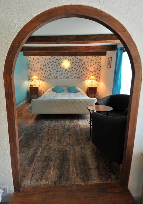 A room in Auberge de la Providence in Saint Donat