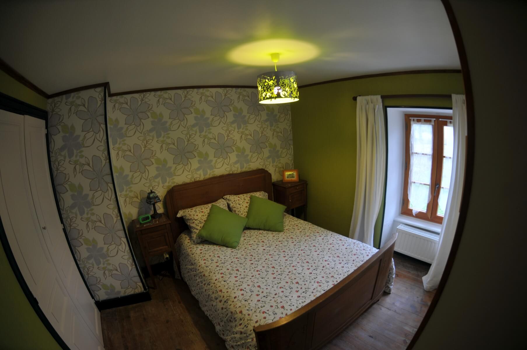 Double bed in the Caucase room